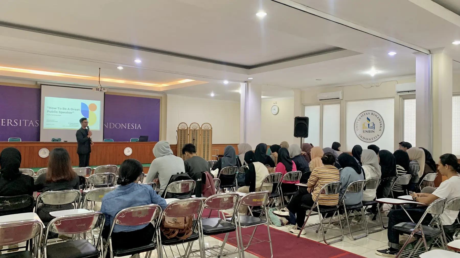 Campus Innovate public speaking training session